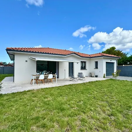 Holiday home Moderne Entre Et Ocean *